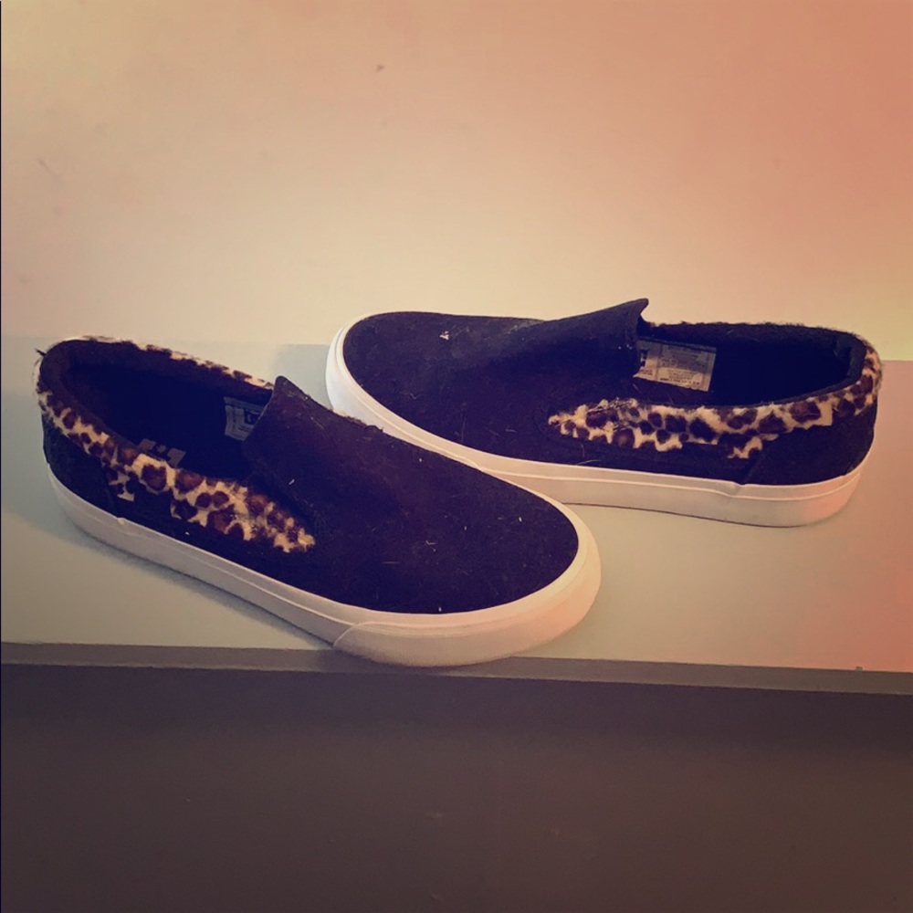 Dc slid on leopard shoes